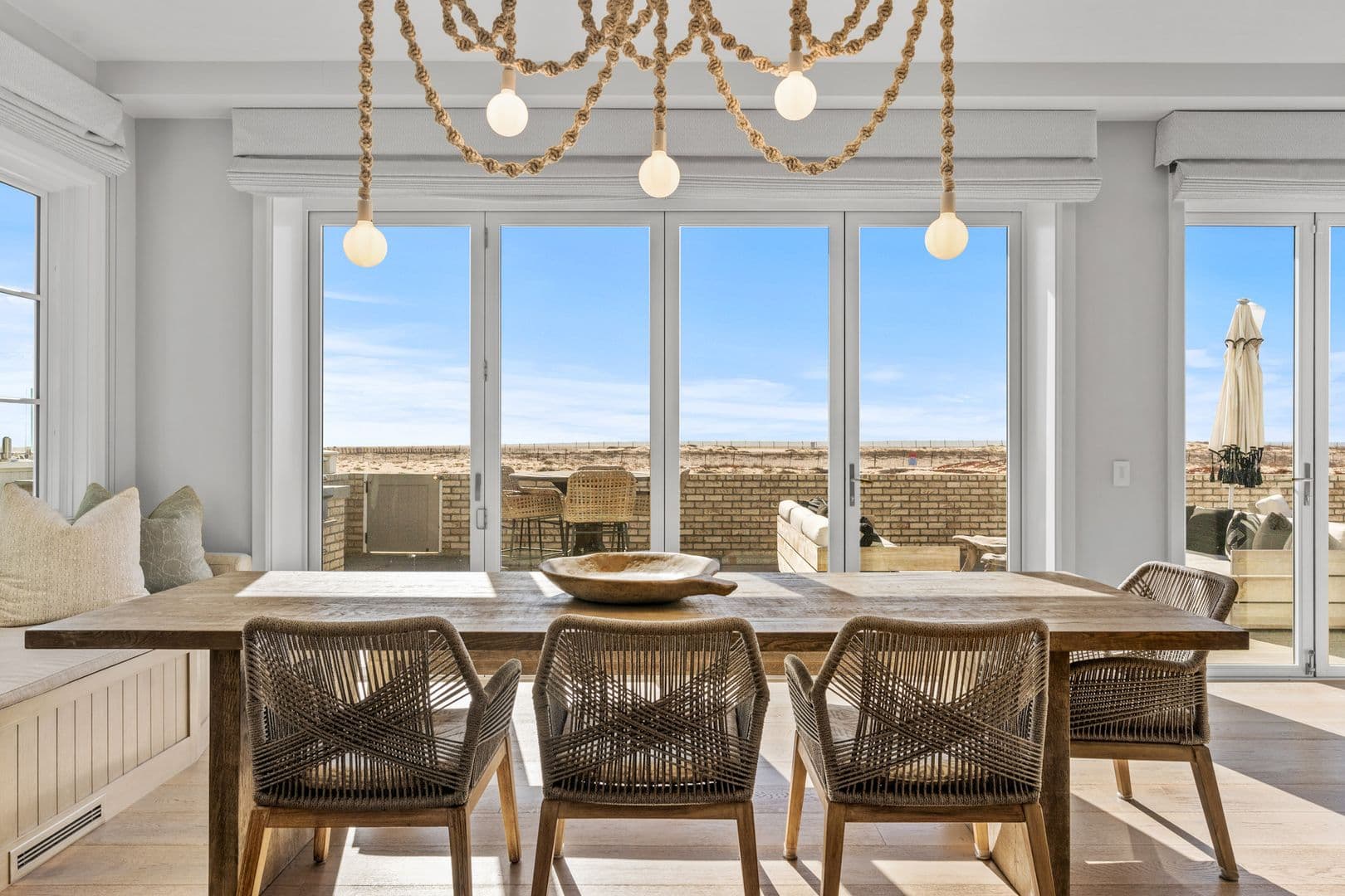Newport Beach House: 1215 E Balboa Blvd