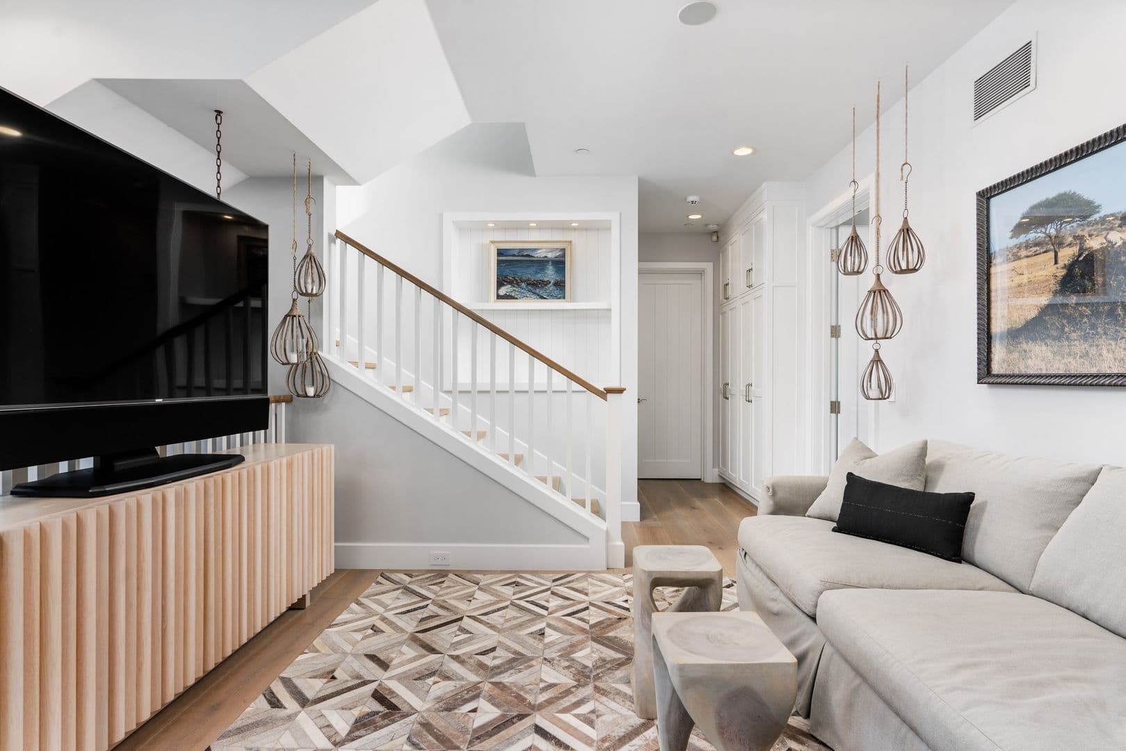 Newport Beach House: 1215 E Balboa Blvd
