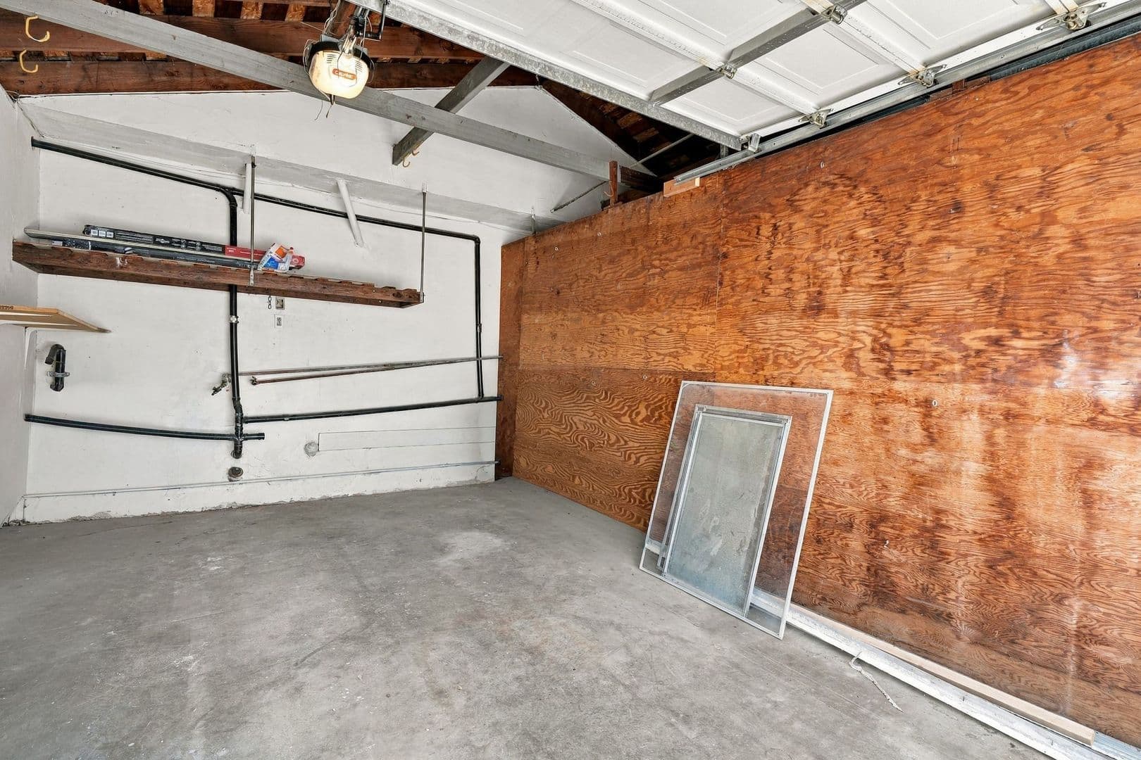 Newport Beach Apartment: 215 Prospect