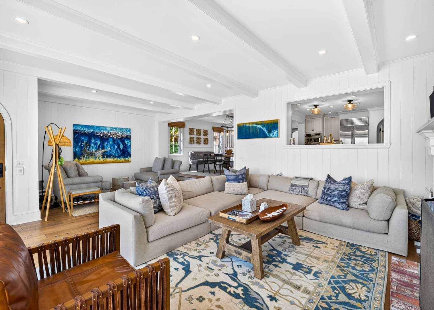 Newport Beach House: 1228 W Oceanfront