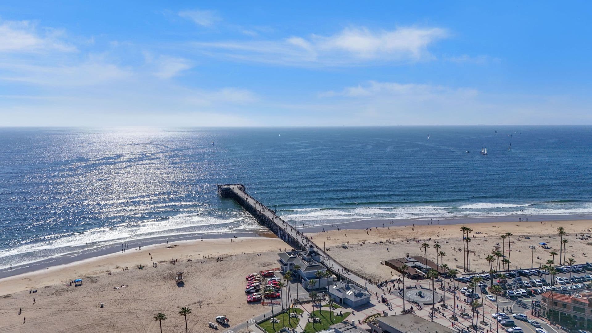 Newport Beach Apartment: 1910 Court St.