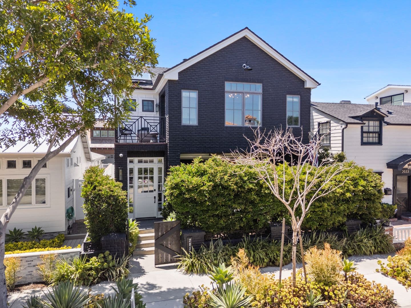 Newport Beach House: 2037 East Ocean Blvd