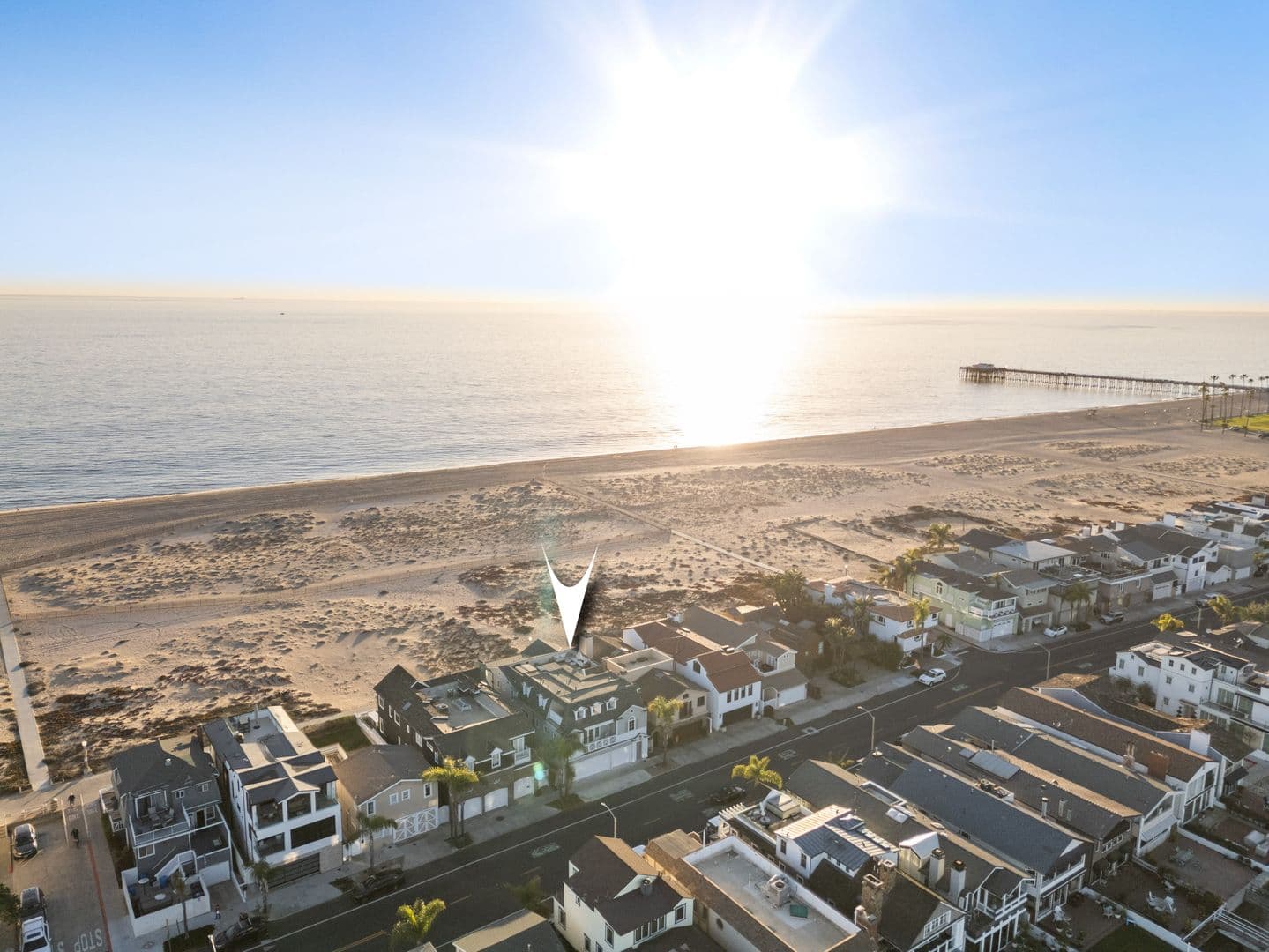 Newport Beach House: 1215 E Balboa Blvd