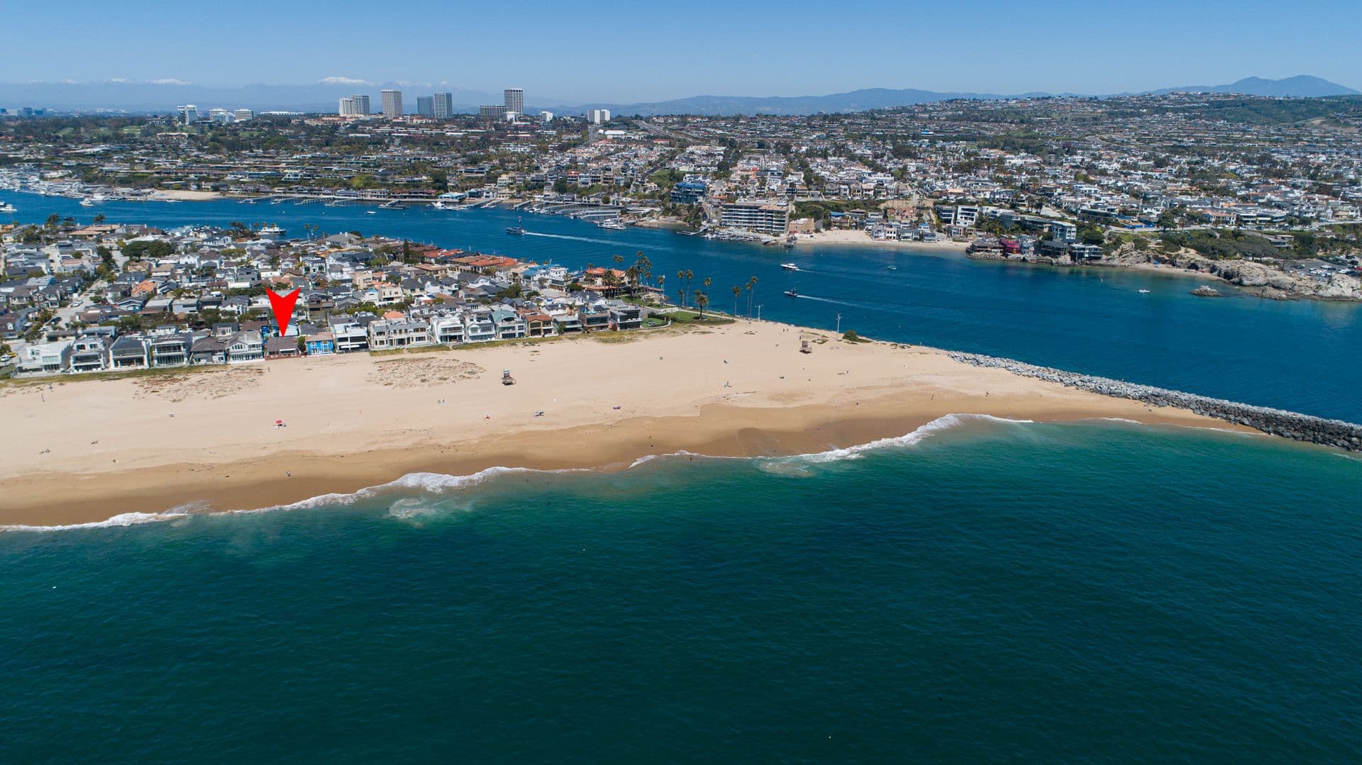 Newport Beach House: 2124 E. Oceanfront