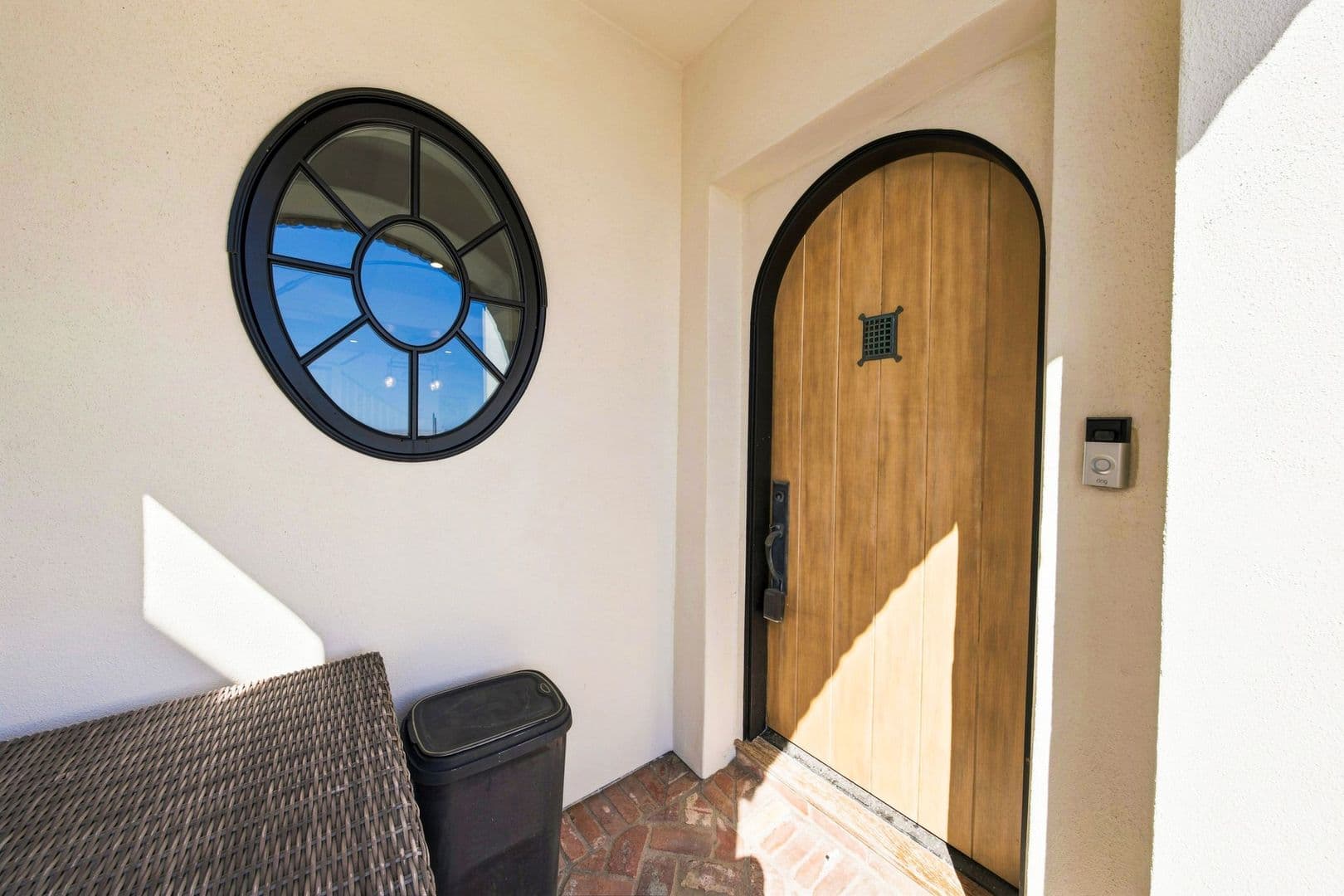 Newport Beach House: 1228 W Oceanfront