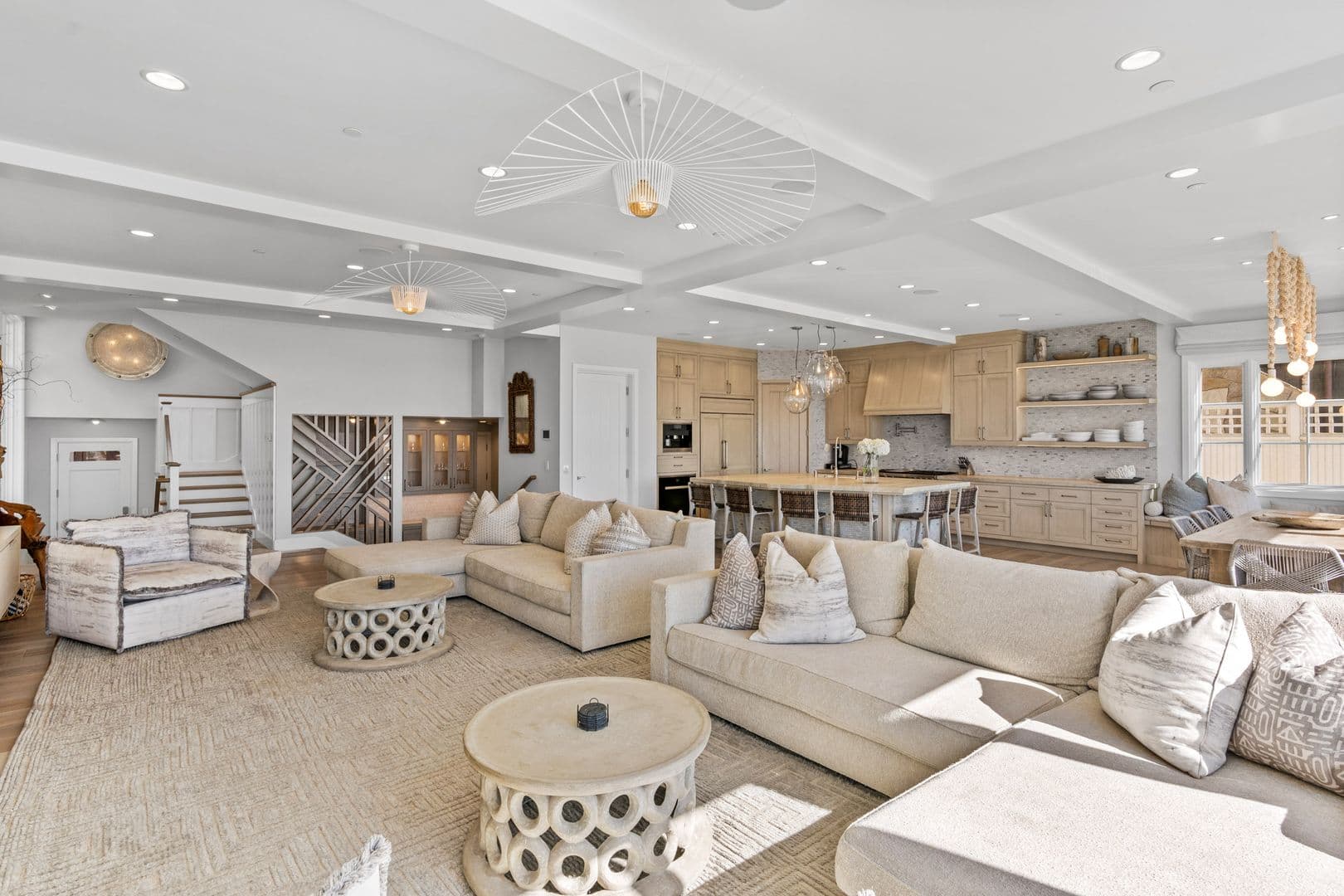 Newport Beach House: 1215 E Balboa Blvd