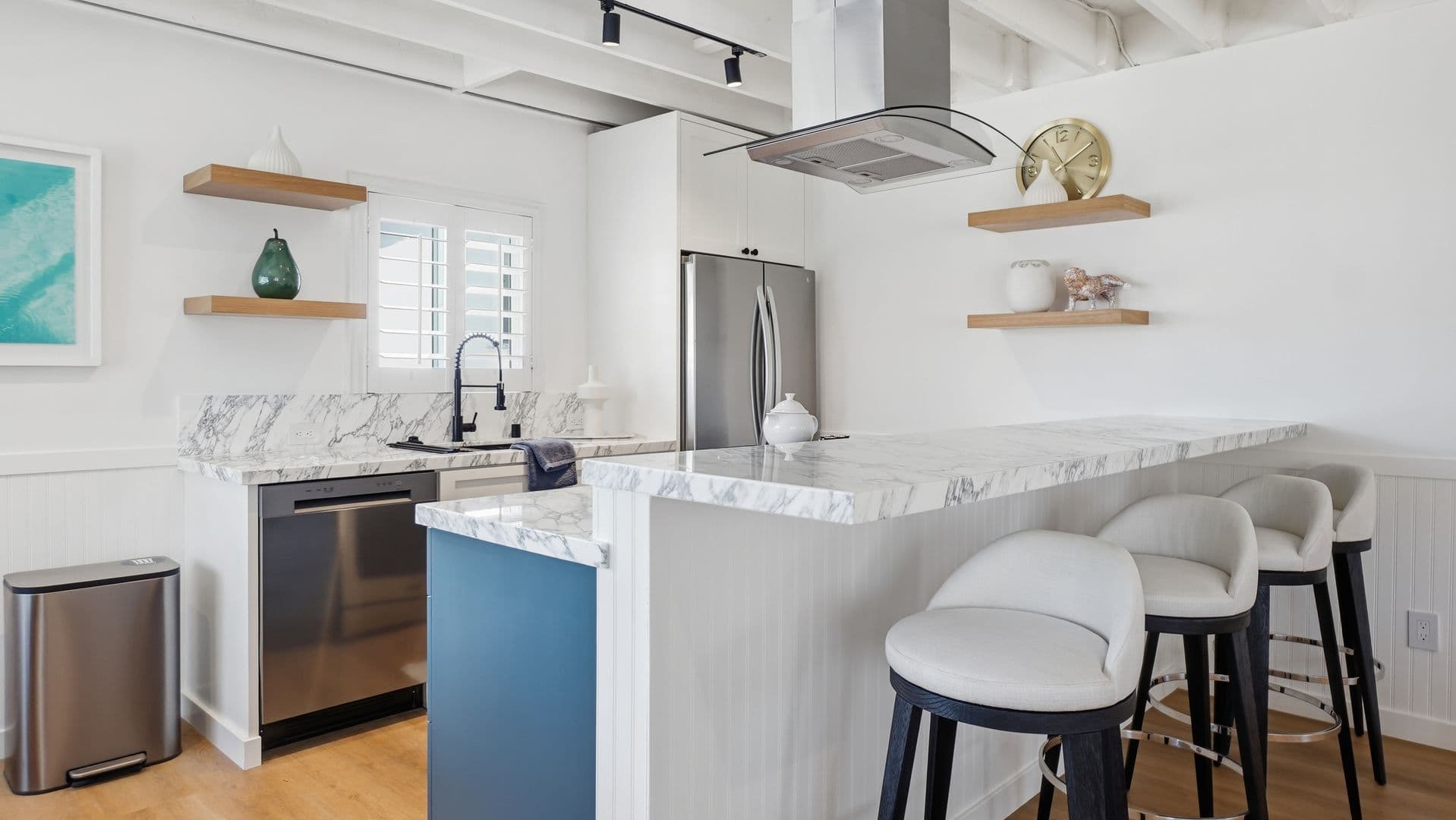 Newport Beach House: 6601 Seashore Dr.