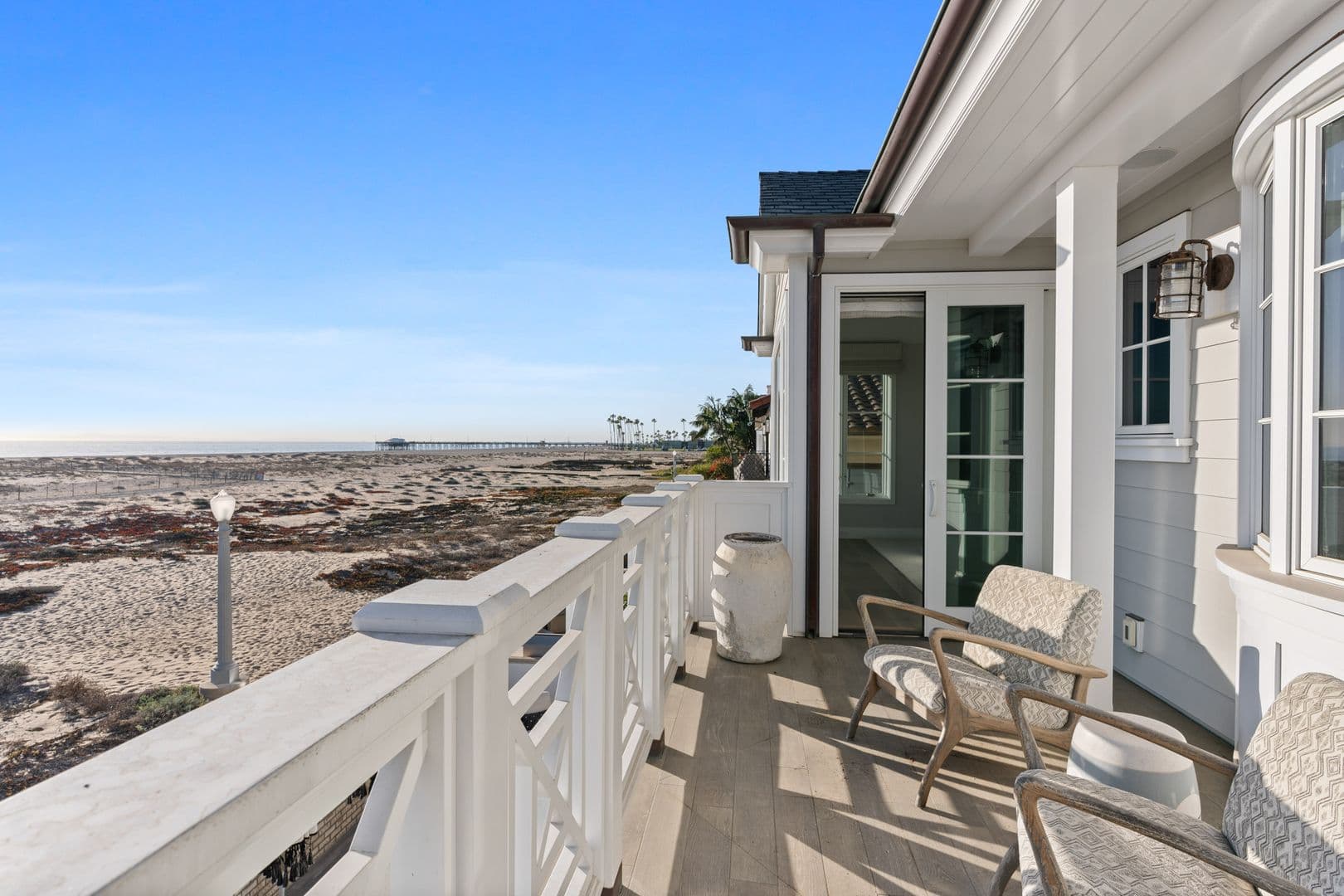 Newport Beach House: 1215 E Balboa Blvd