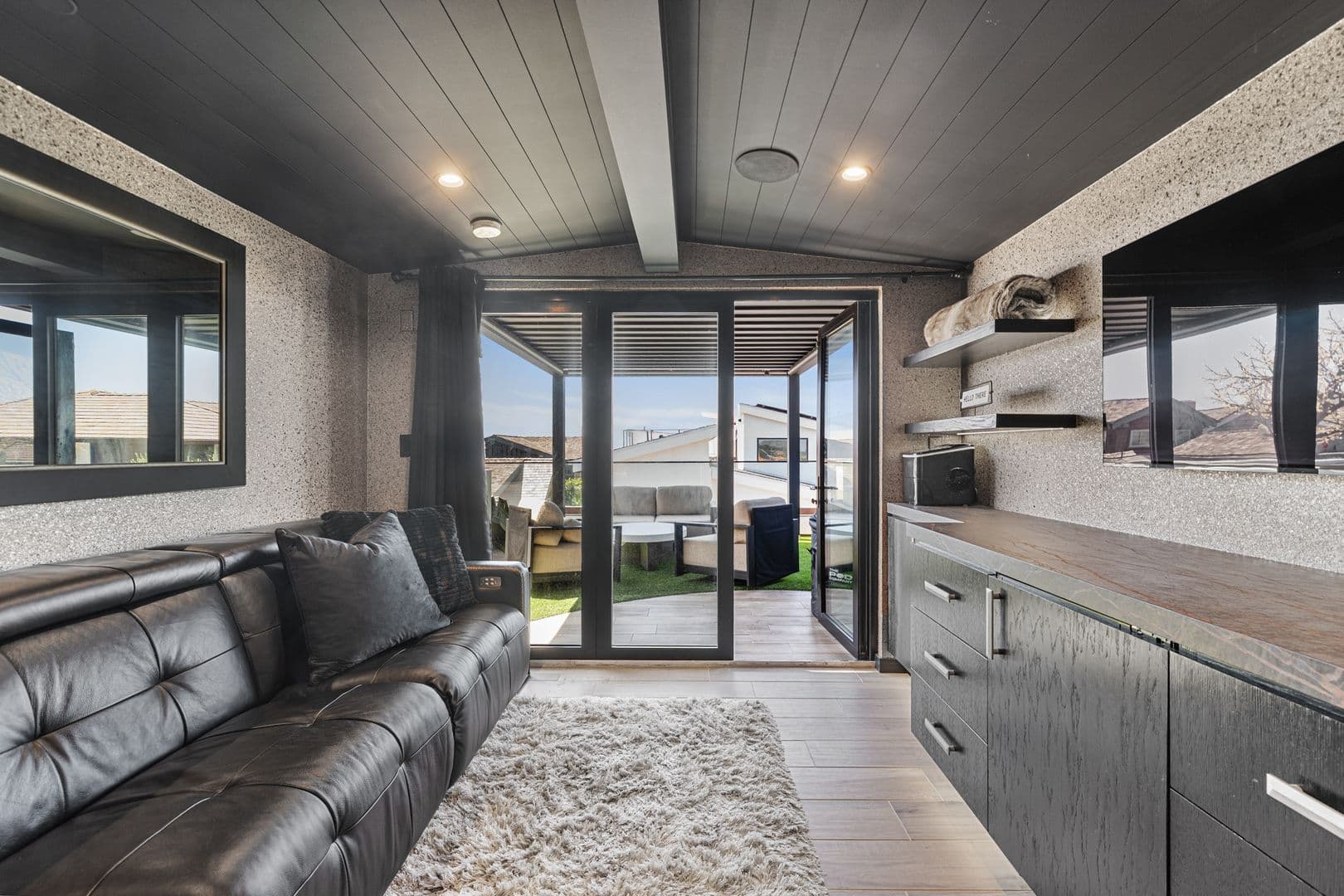 Newport Beach House: 2037 East Ocean Blvd