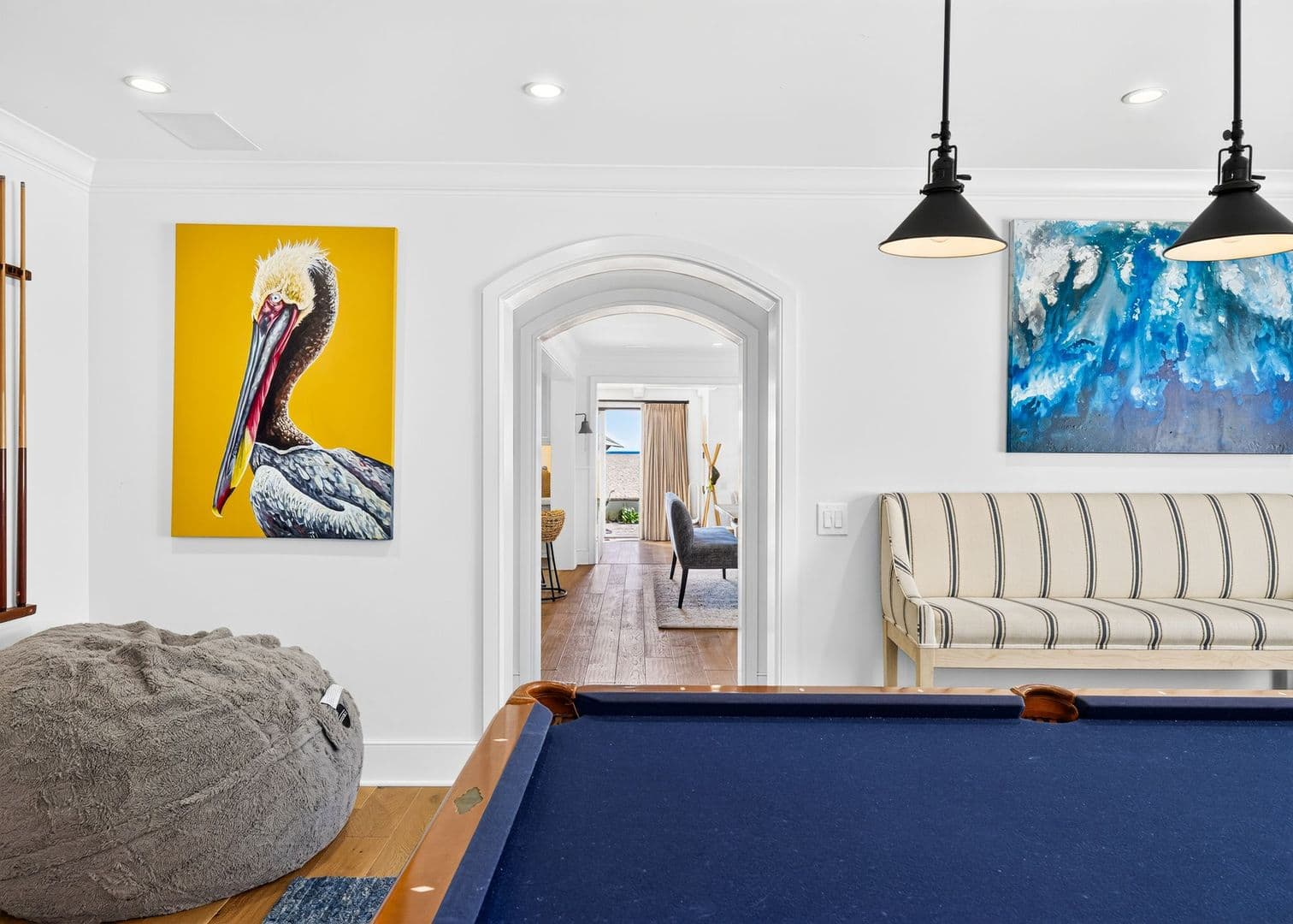 Newport Beach House: 1228 W Oceanfront