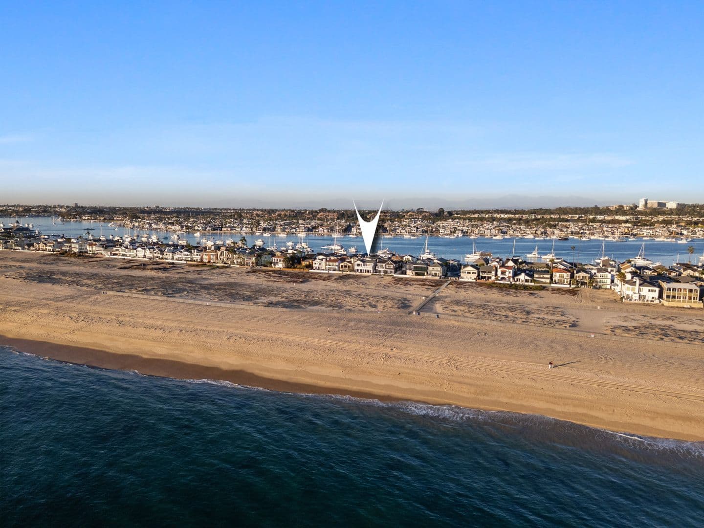 Newport Beach House: 1215 E Balboa Blvd