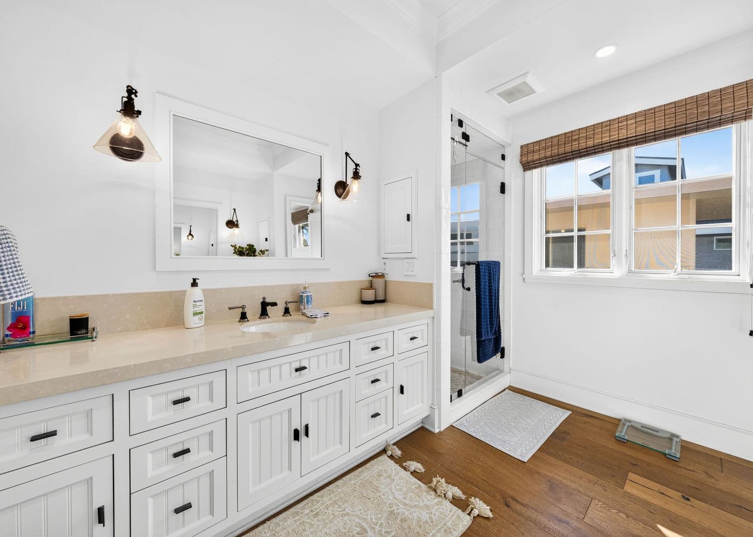 Newport Beach House: 1228 W Oceanfront