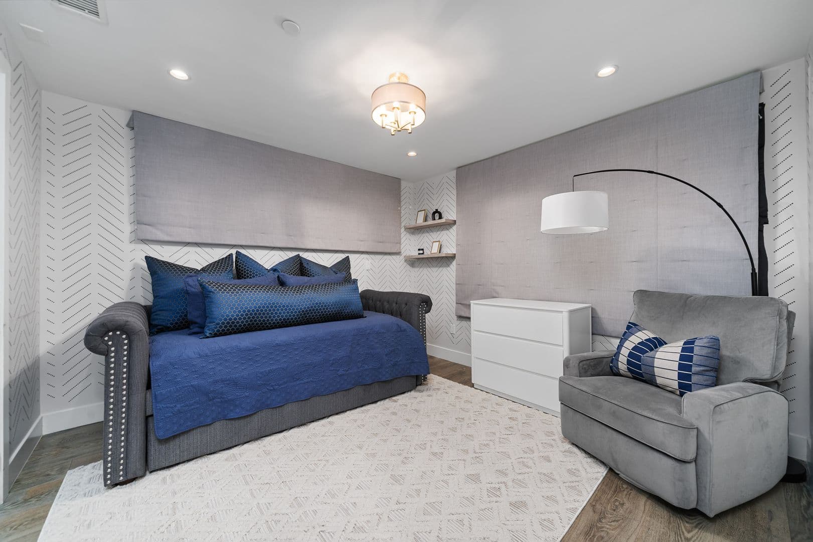Newport Beach House: 2037 East Ocean Blvd