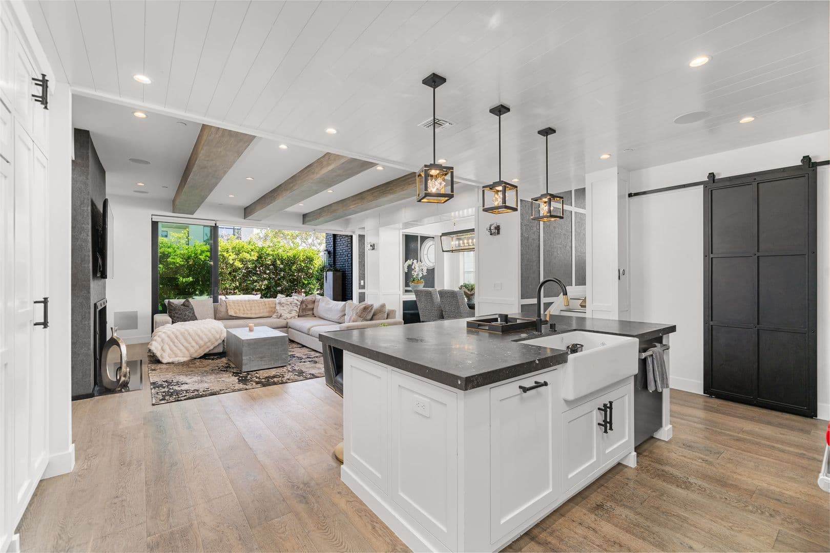 Newport Beach House: 2037 East Ocean Blvd