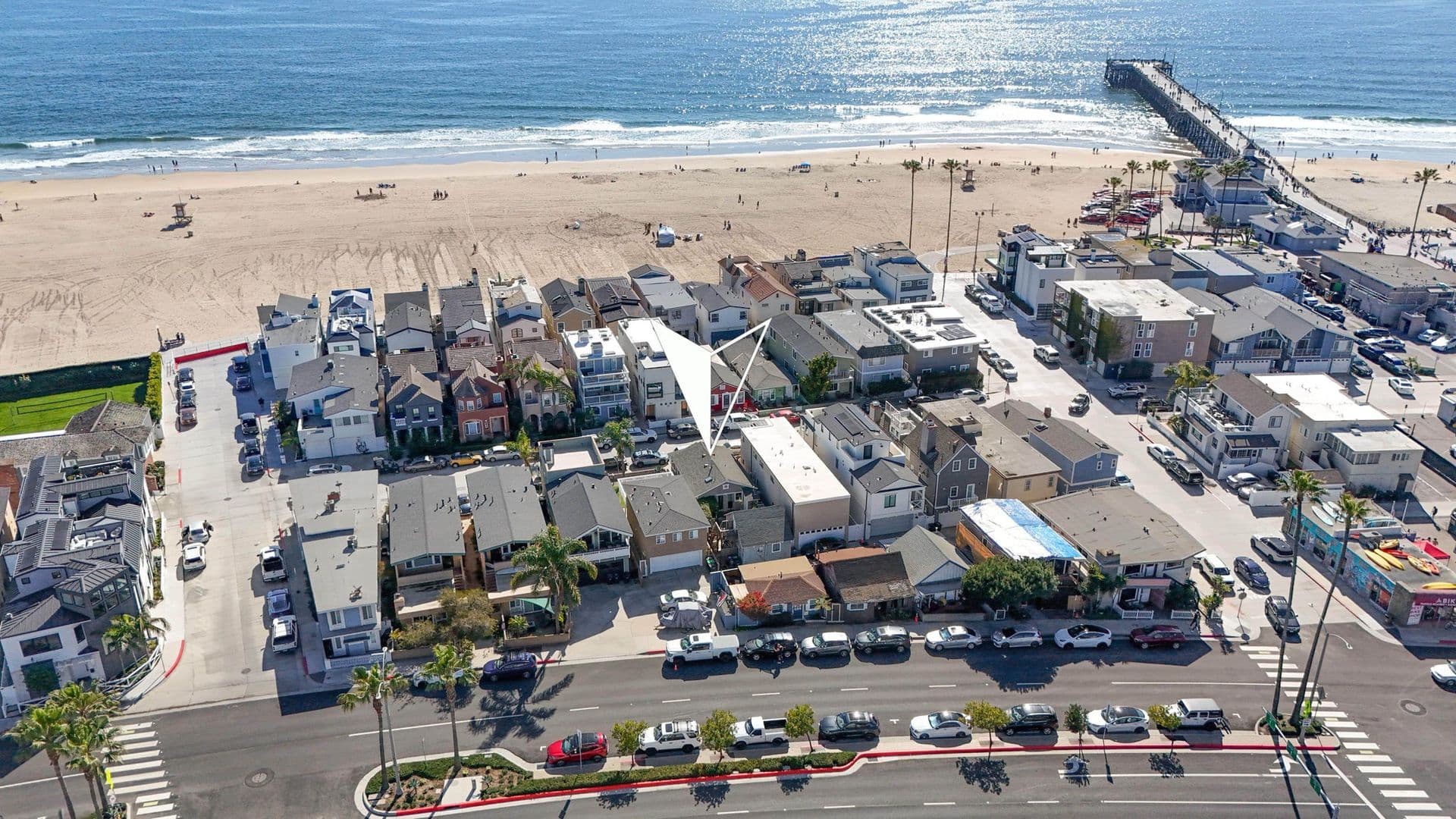 Newport Beach Apartment: 1910 Court St.