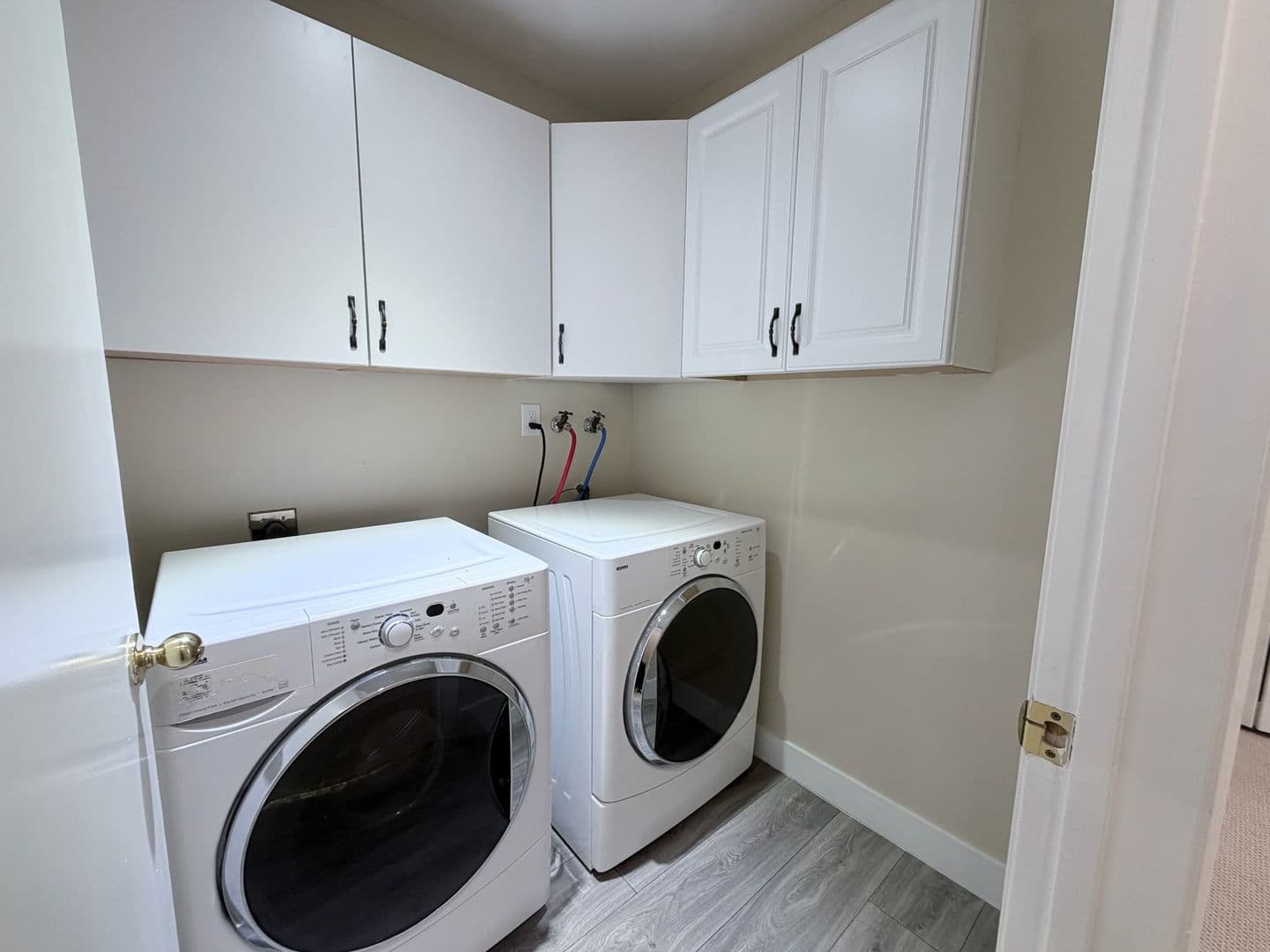 Foster City House: 1170 Foster City Blvd #107
