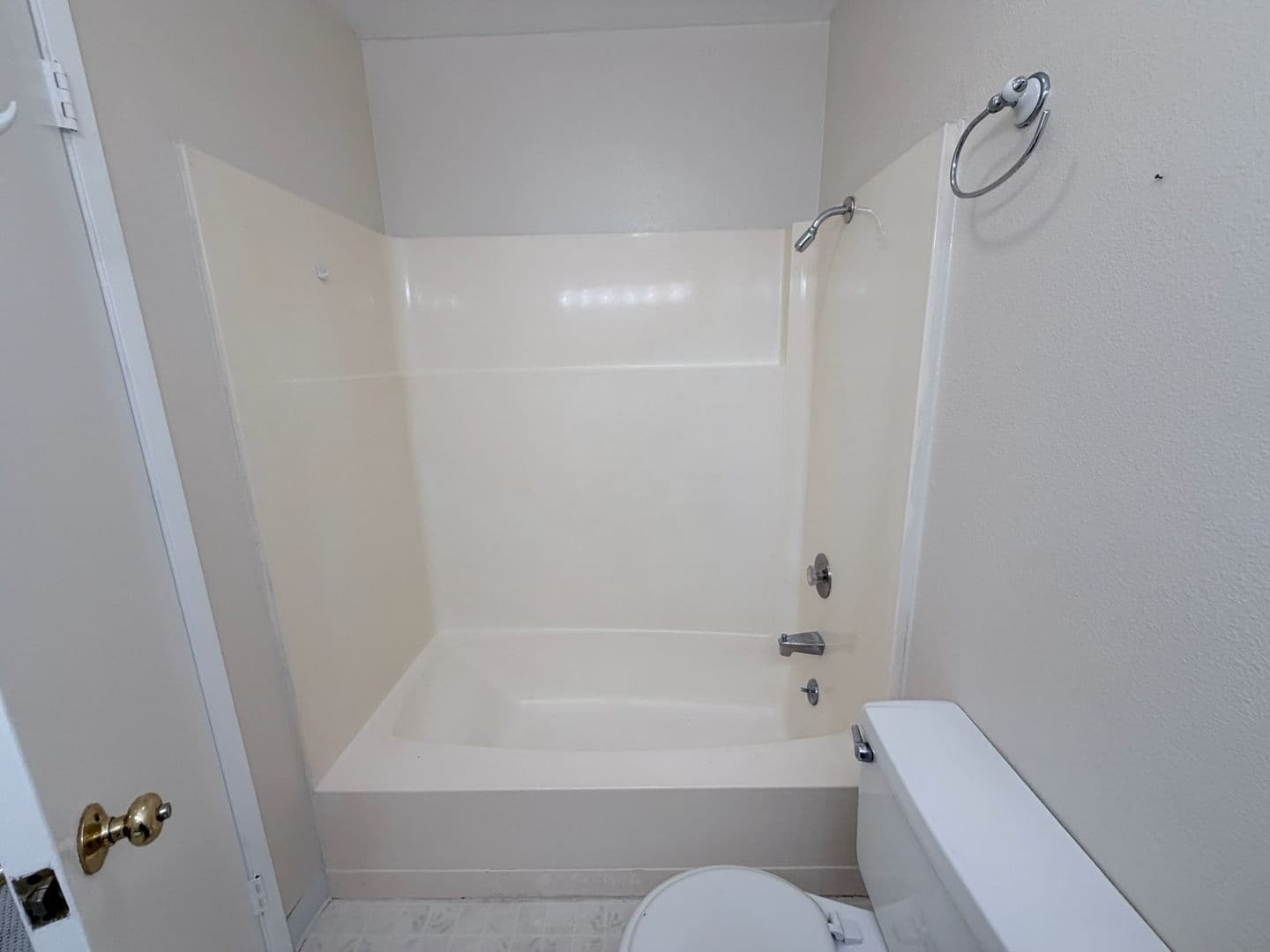 Foster City House: 1170 Foster City Blvd #107