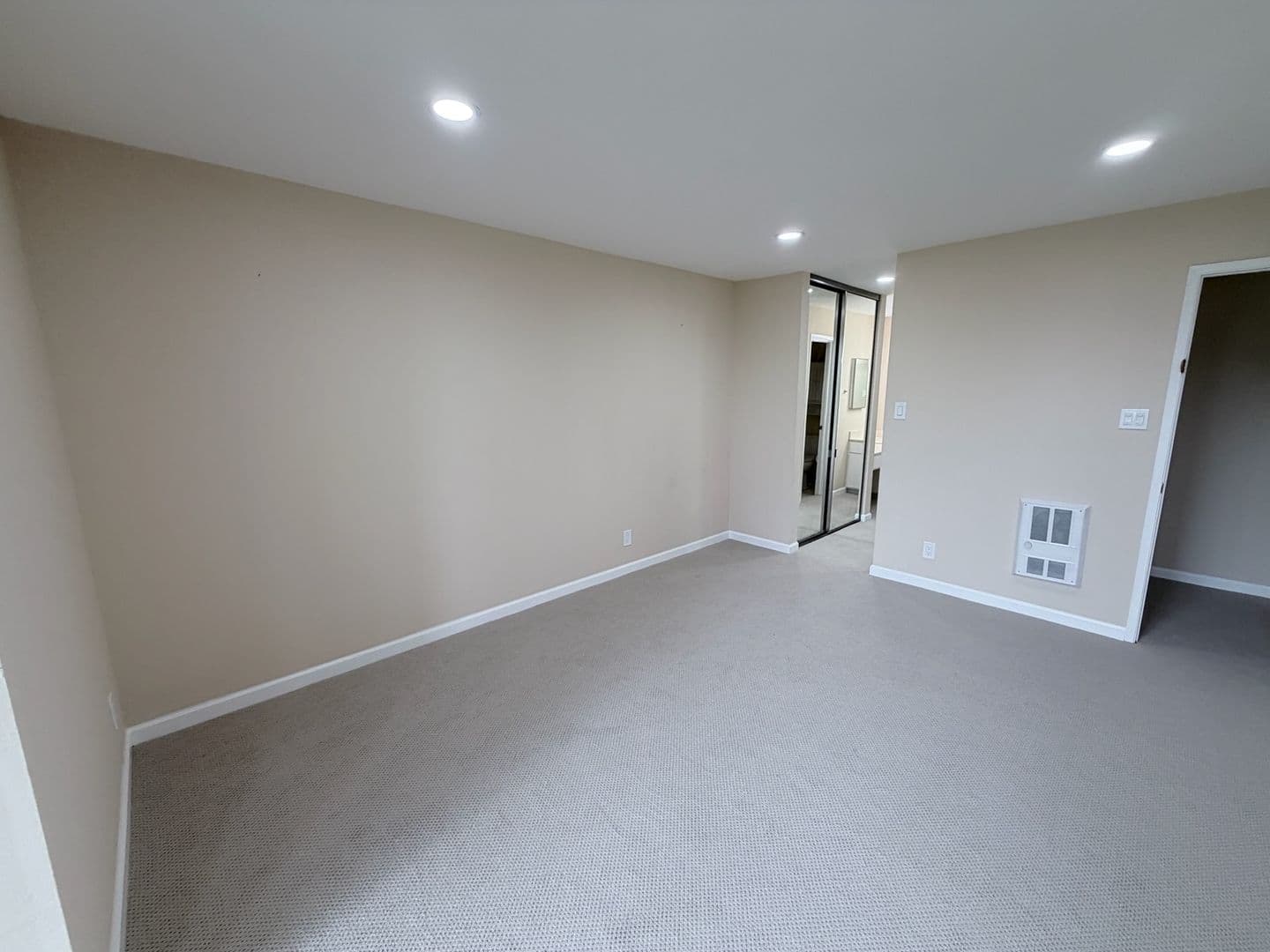 Foster City House: 1170 Foster City Blvd #107
