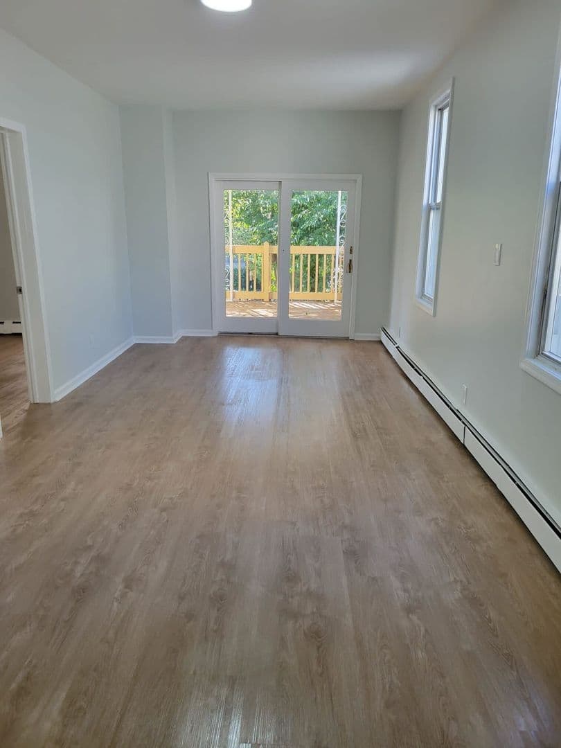 Bayonne Apartment: 102 Evergreen Street