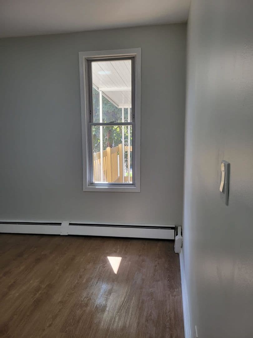 Bayonne Apartment: 102 Evergreen Street