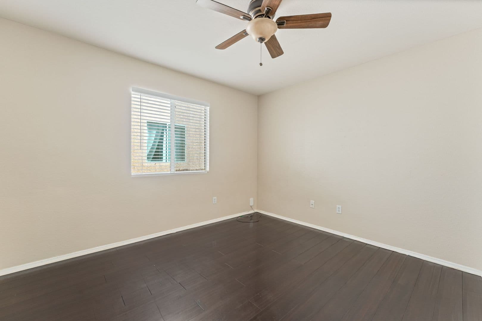 Las Vegas House: 857 Lantham Place