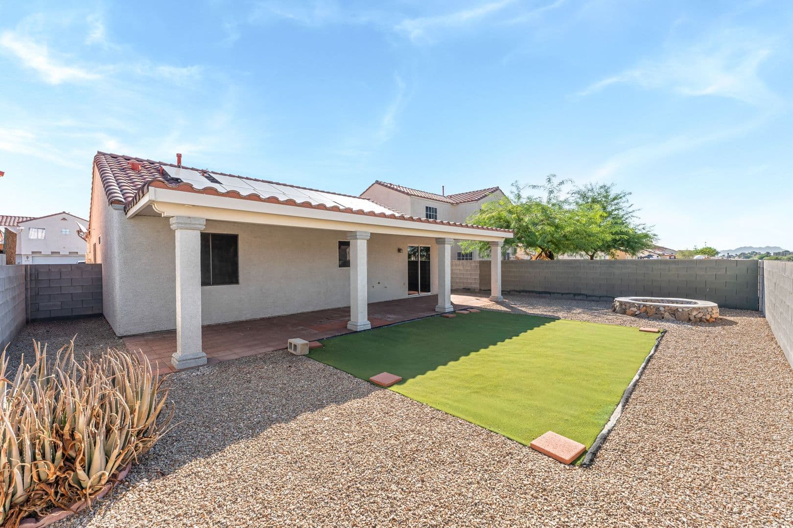Las Vegas House: 857 Lantham Place