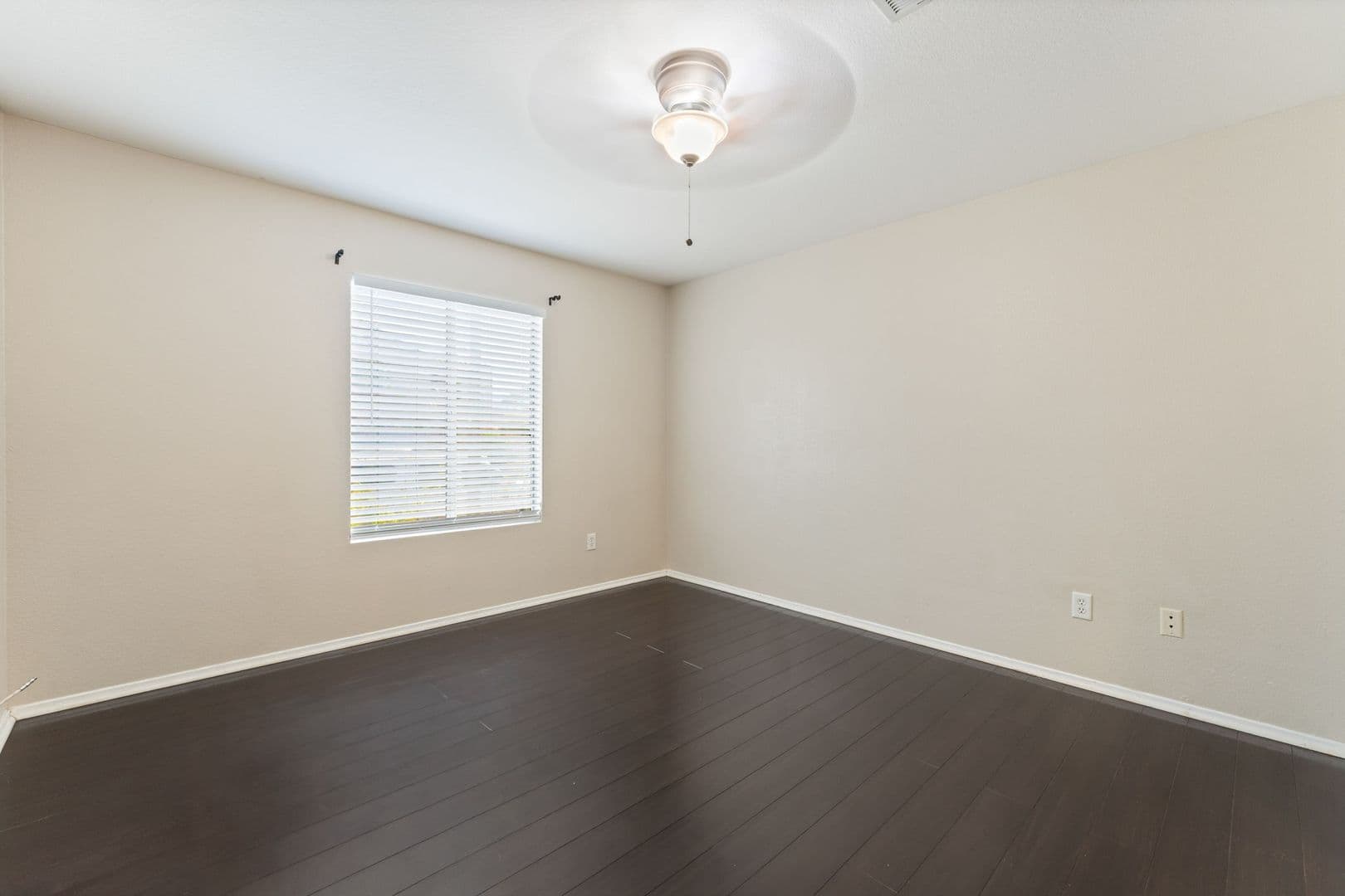 Las Vegas House: 857 Lantham Place