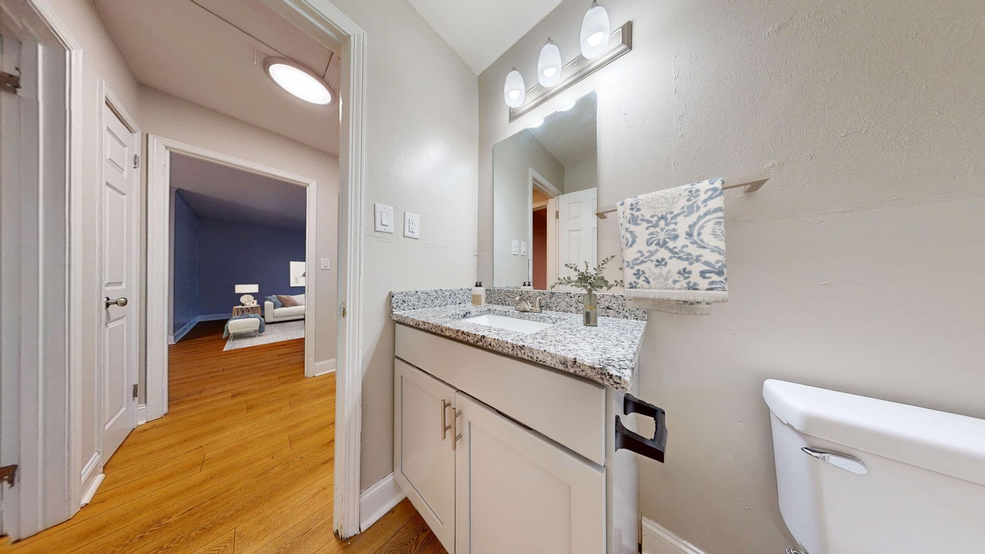 Tuscaloosa Apartment: 715 Dogwood Lane