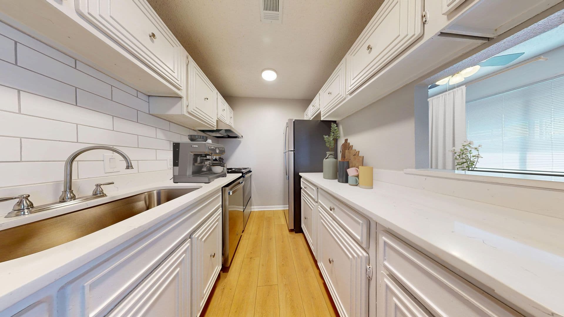 Biloxi Apartment: 1667 Irish Hill Dr