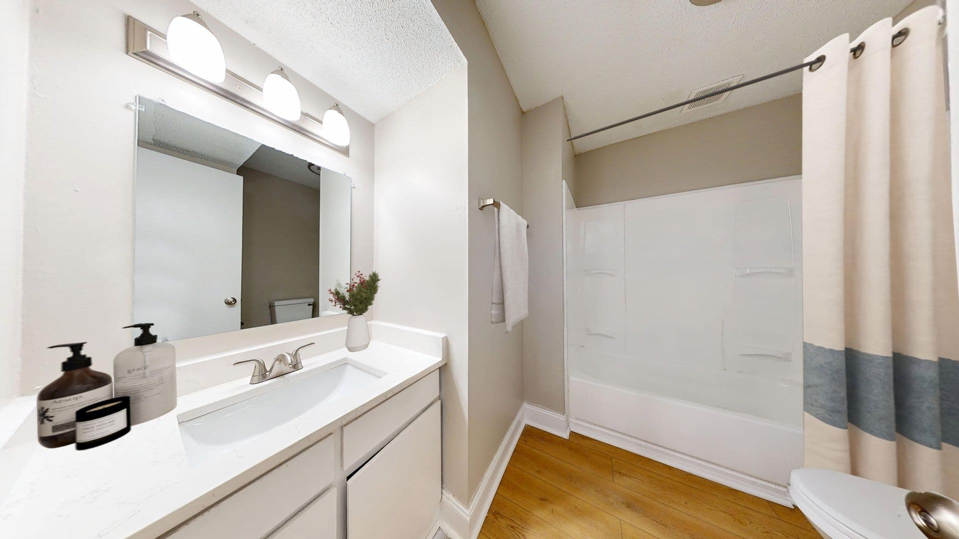 Biloxi Apartment: 1667 Irish Hill Dr