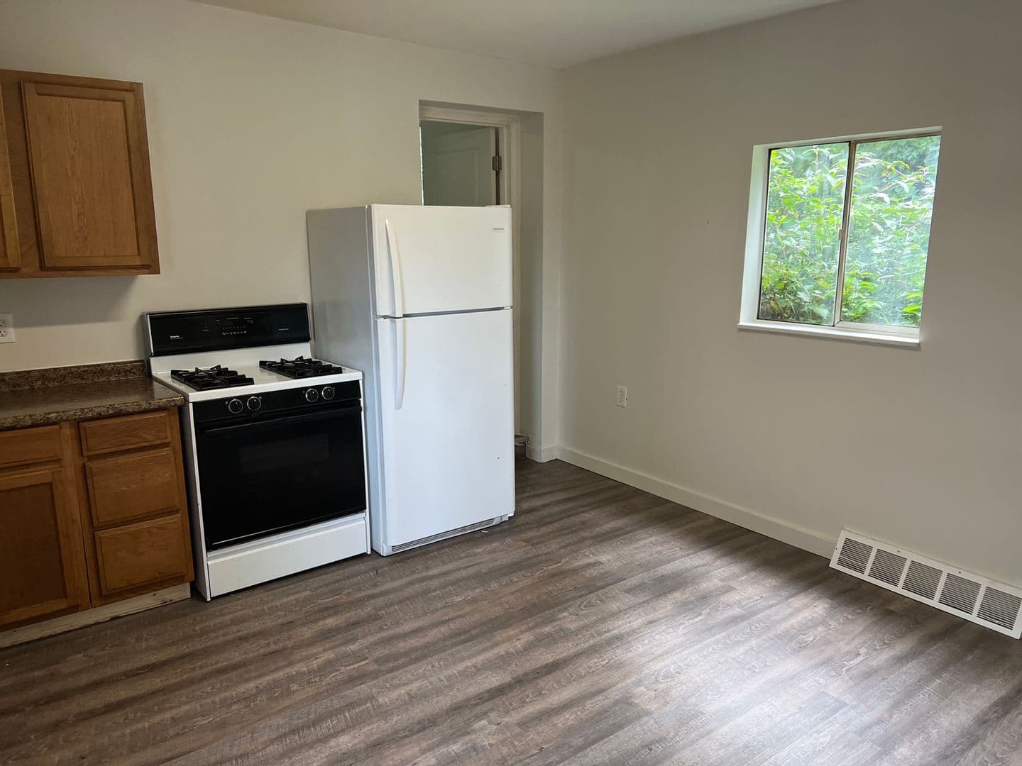McKeesport Apartment: 609 Hospital Way
