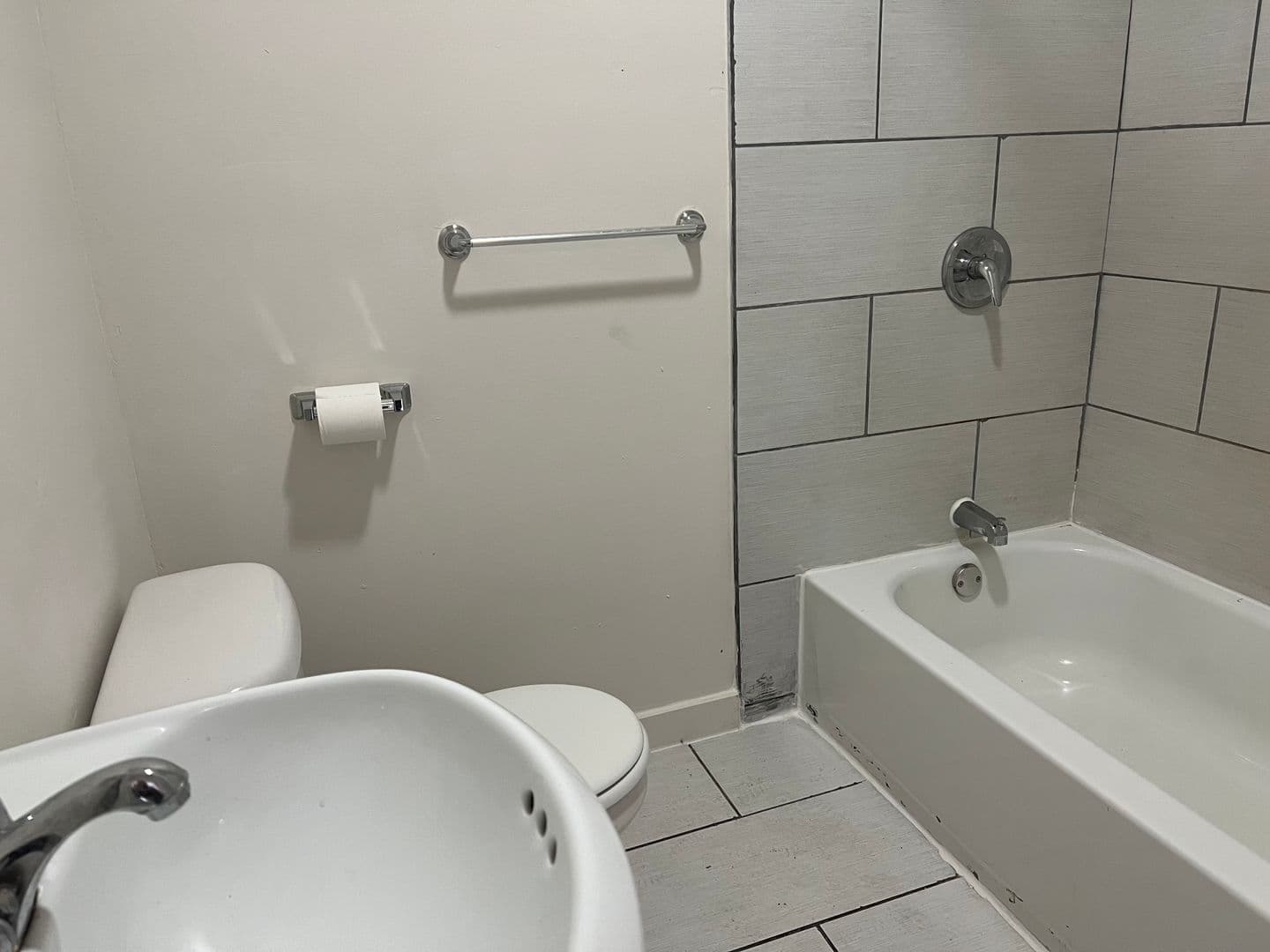 McKeesport Apartment: 609 Hospital Way