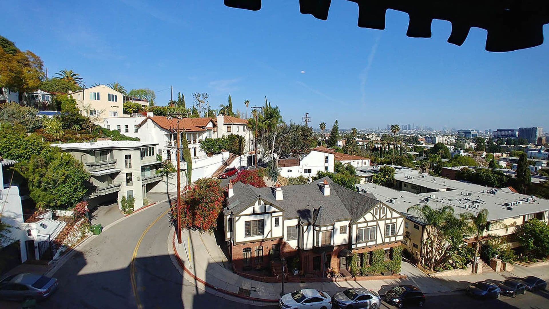 Hollywood Hills Apartment: 2069 N. Argyle Ave.