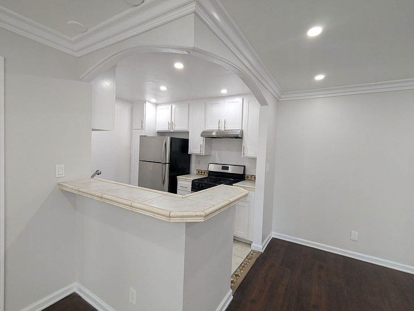 Toluca Lake Apartment: 10741 Camarillo St.