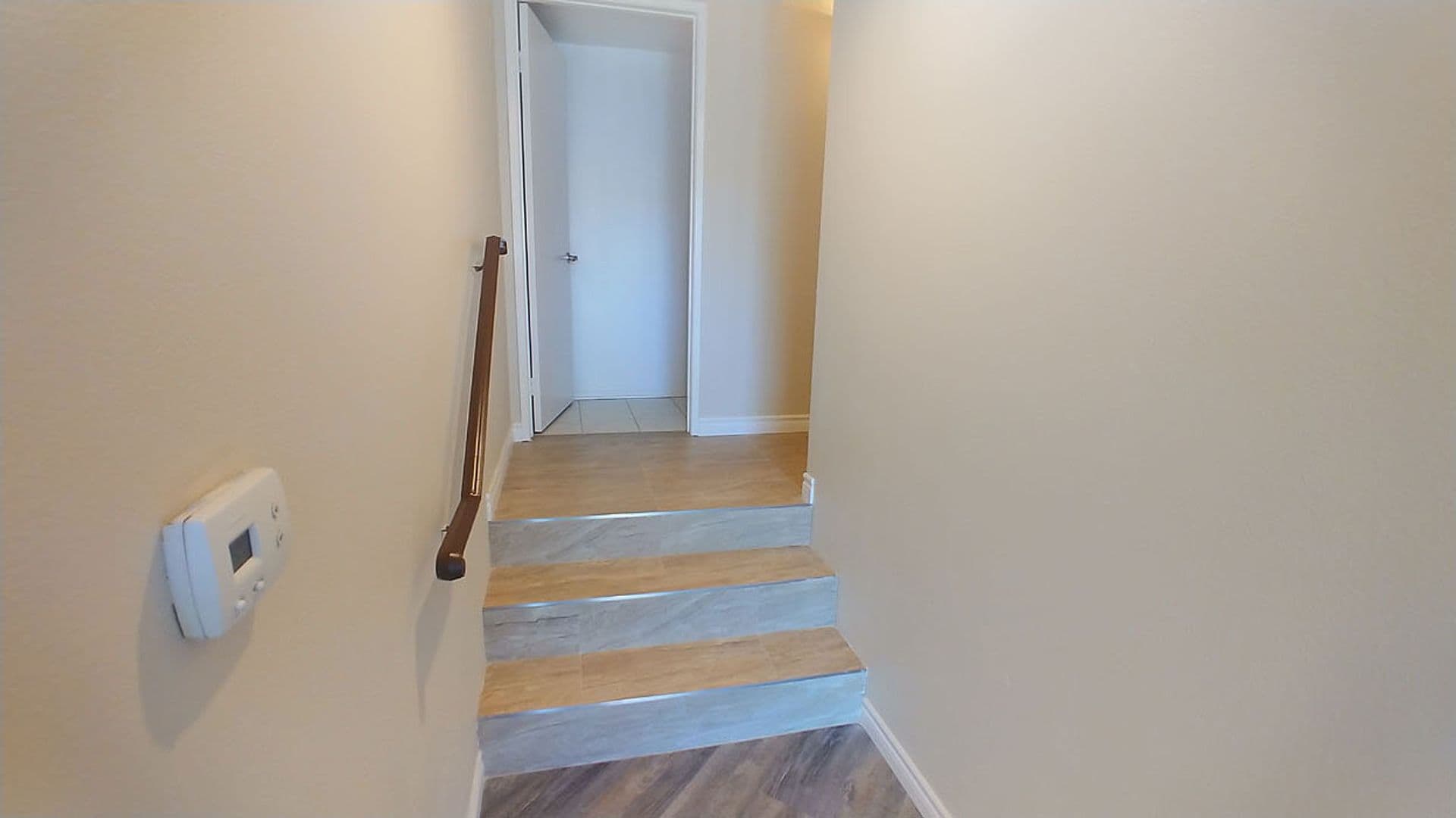 Granada Hills Apartment: 11541 Blucher Ave