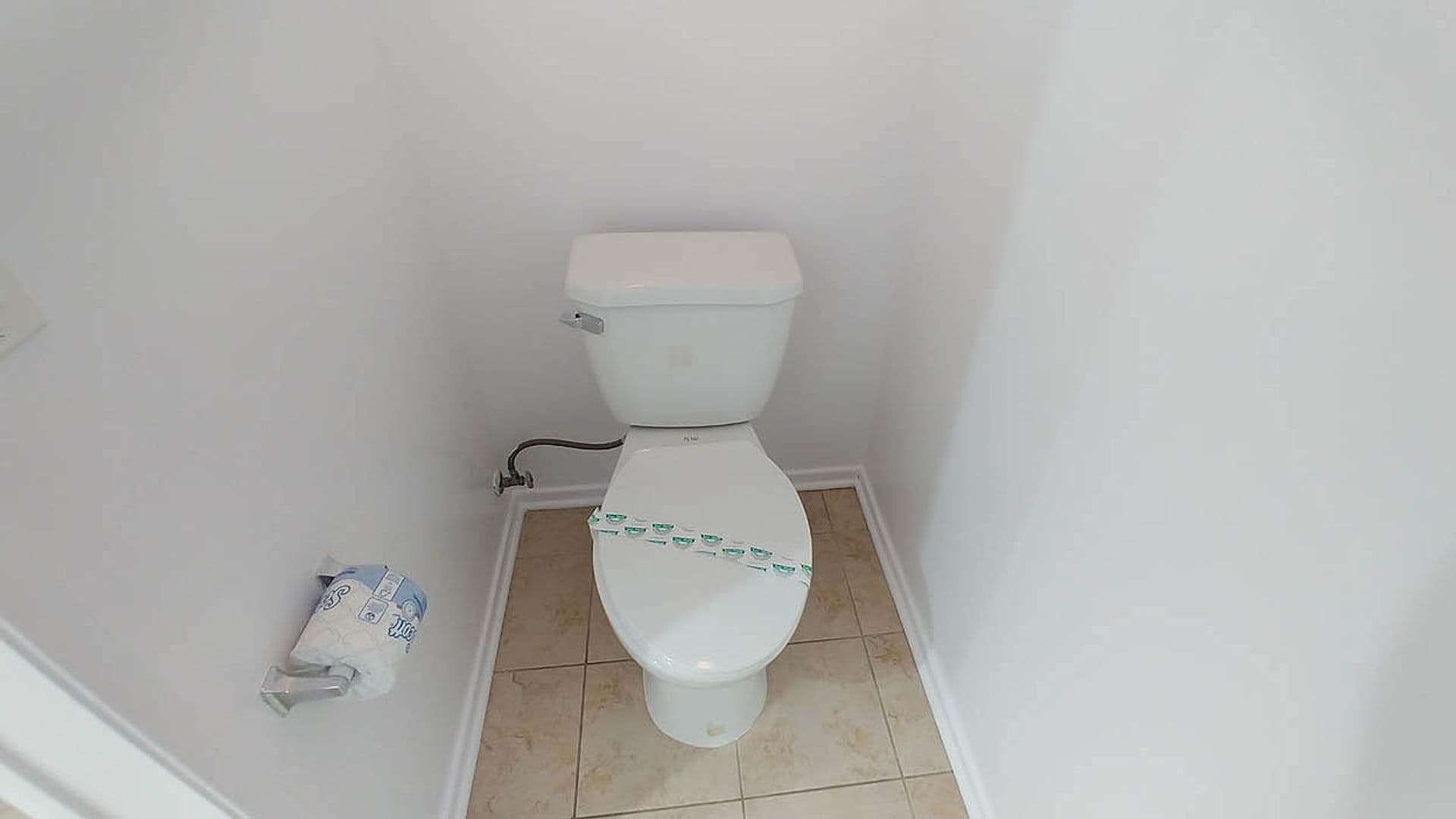 Granada Hills Apartment: 11541 Blucher Ave
