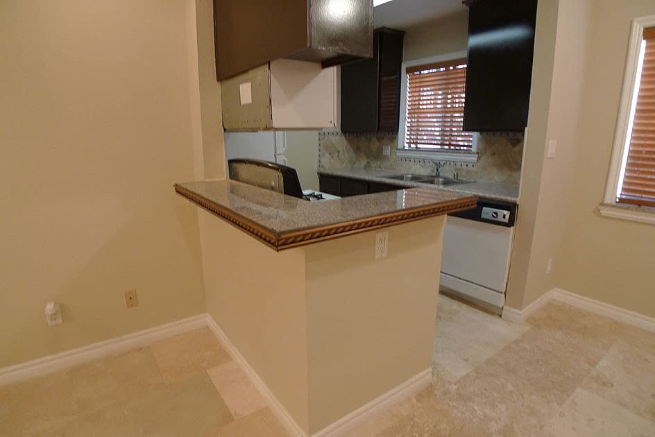 North Hills Apartment: 8950 Memory Park Ave.