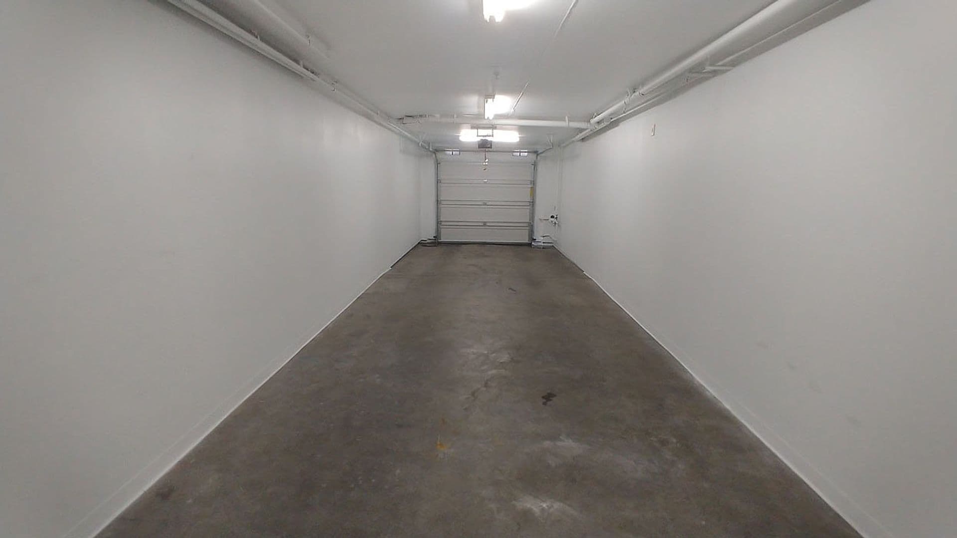 Granada Hills Apartment: 11541 Blucher Ave