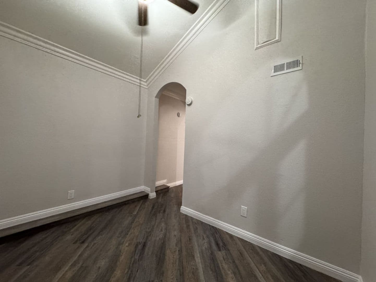 Rialto Apartment: 1414 N. Riverside Ave.