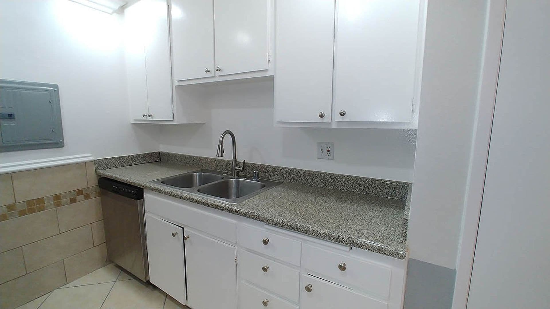 Studio City Apartment: 10937 Fruitland Dr.