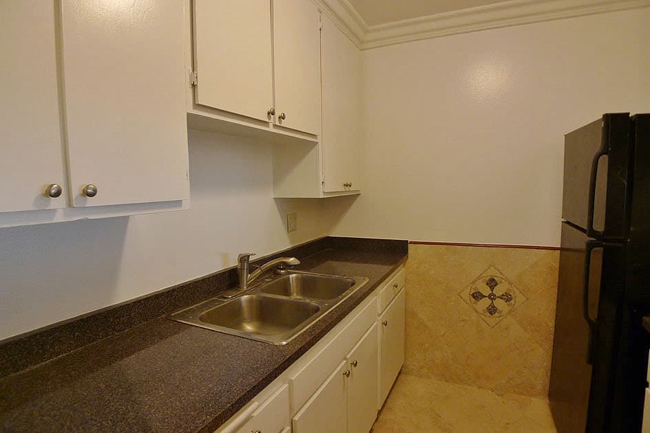 Studio City Apartment: 10937 Fruitland Dr.