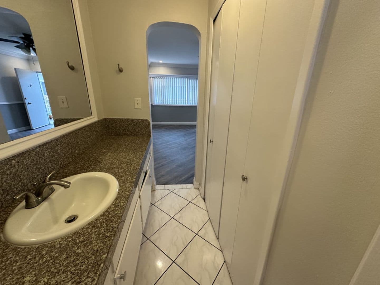 Los Angeles Apartment: 1225 N. Edgemont St.