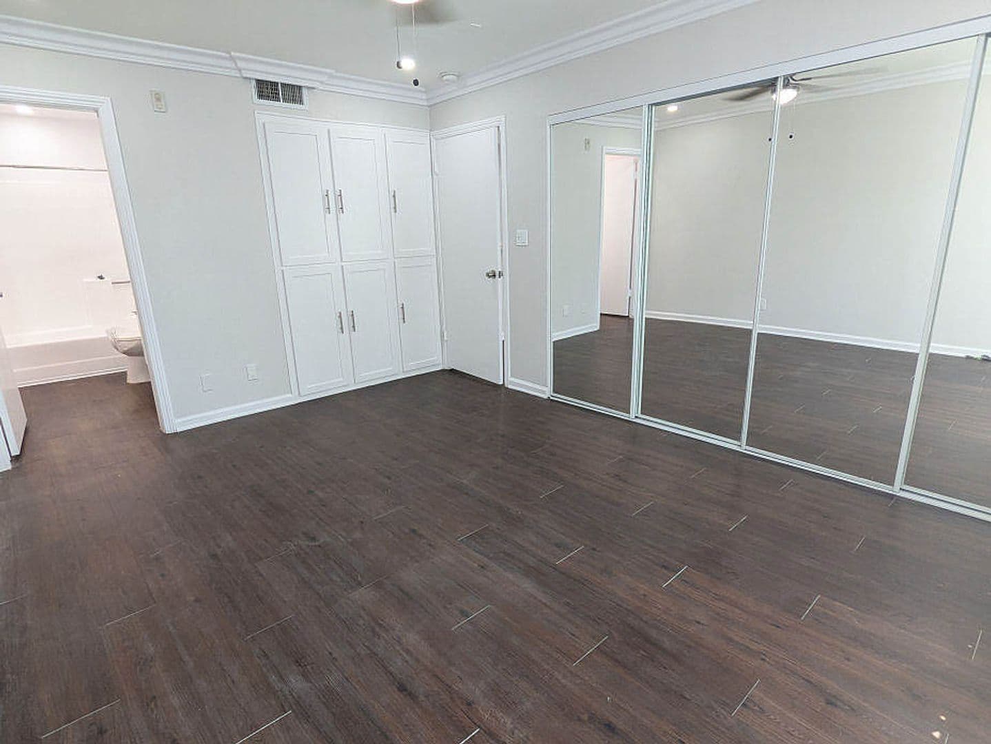 Toluca Lake Apartment: 10741 Camarillo St.
