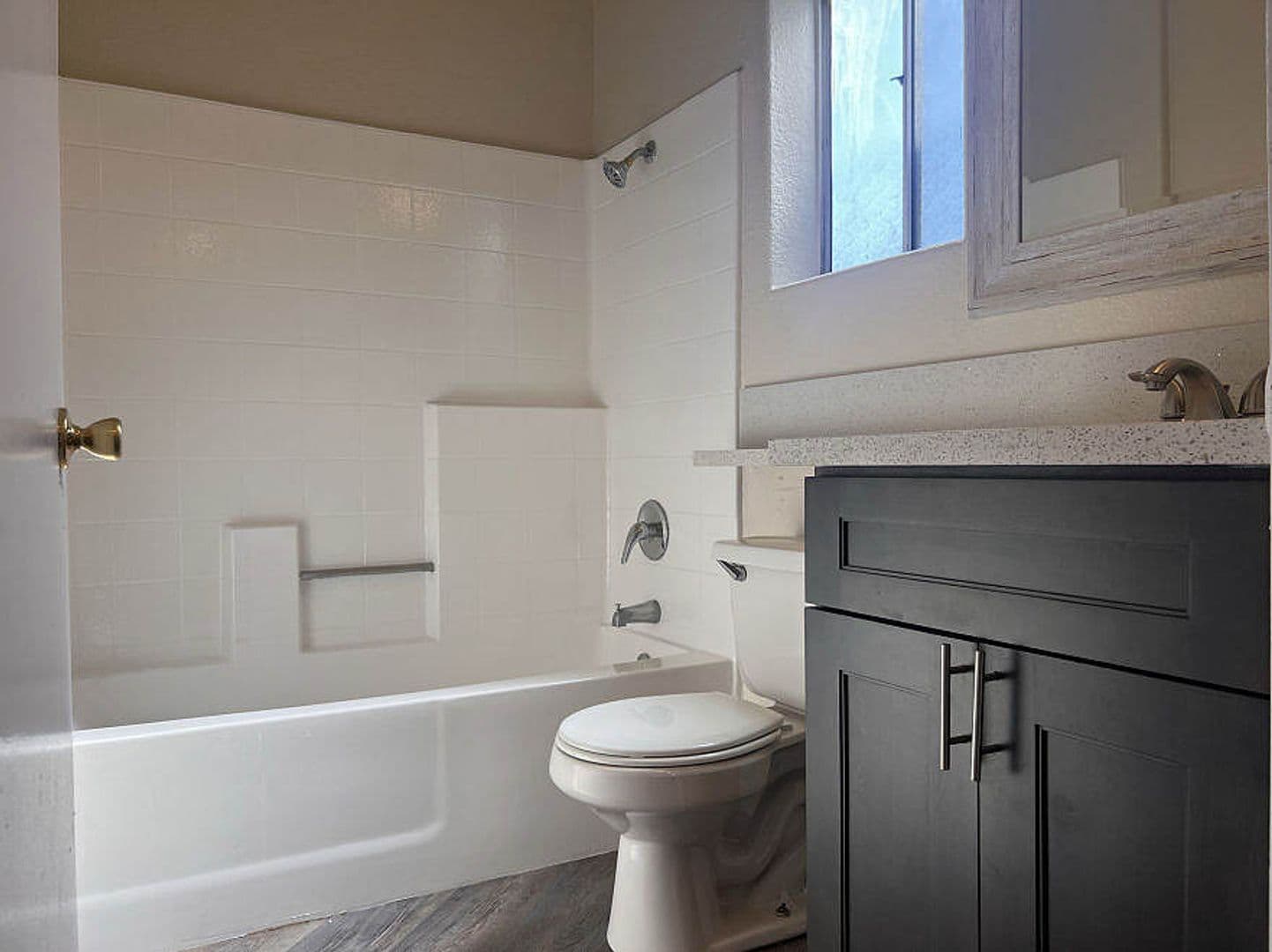 Rialto Apartment: 1414 N. Riverside Ave.