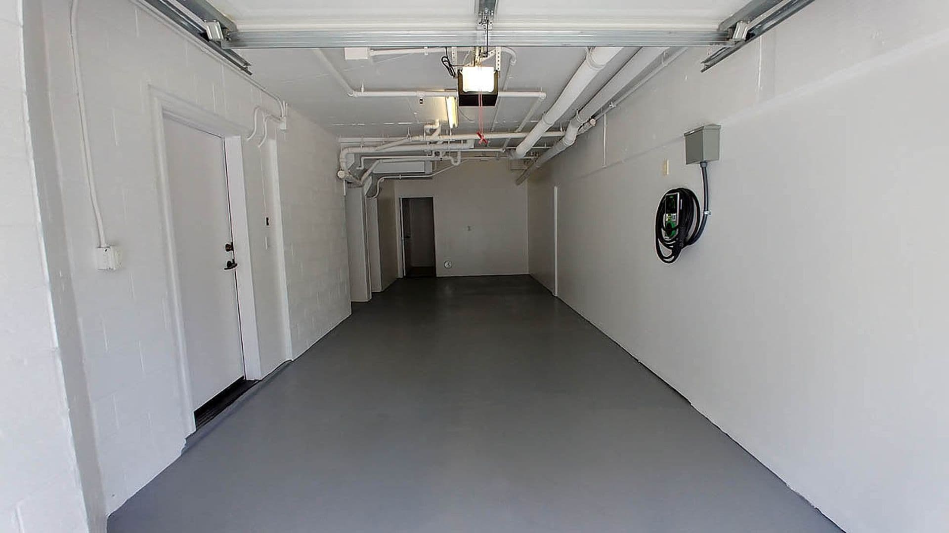 Granada Hills Apartment: 11541 Blucher Ave