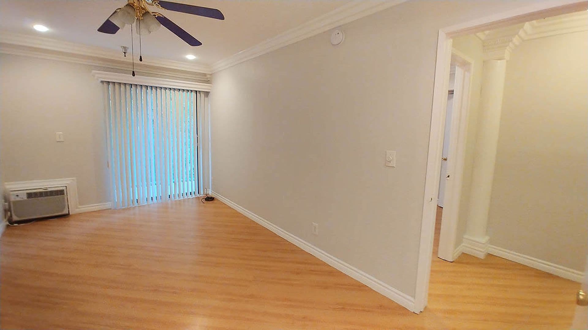 Hollywood Hills Apartment: 2069 N. Argyle Ave.