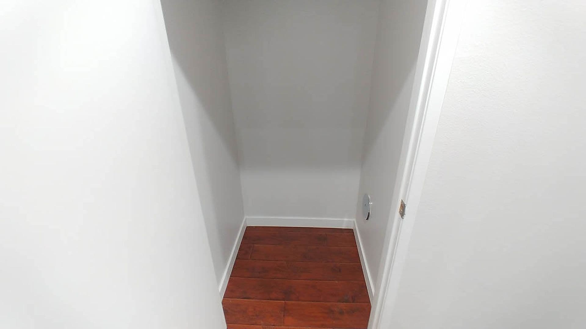 Granada Hills Apartment: 11541 Blucher Ave