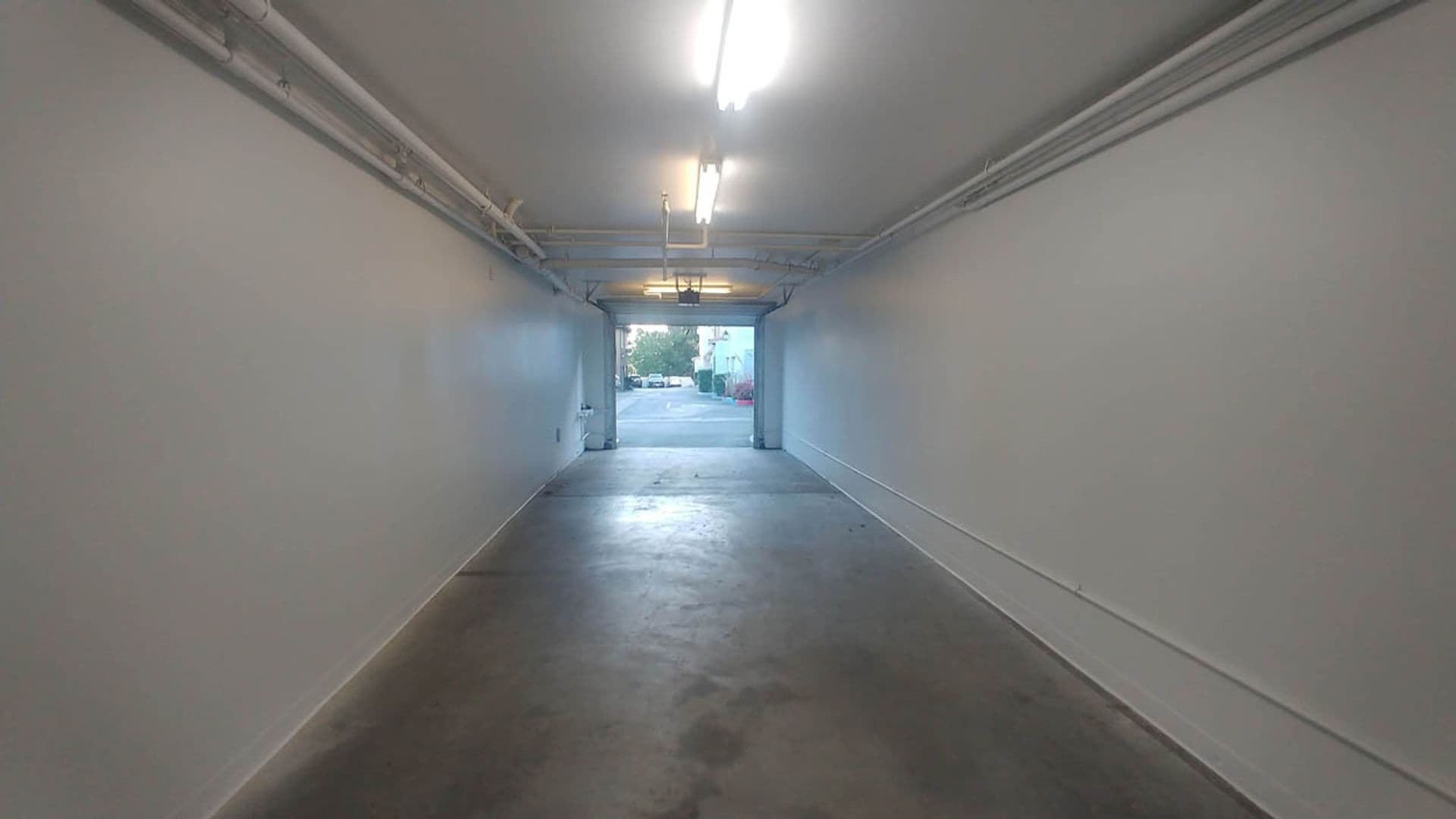 Granada Hills Apartment: 11541 Blucher Ave
