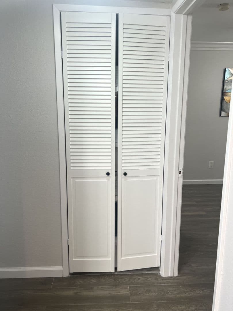 Los Angeles Apartment: 6311 Monterey Rd.