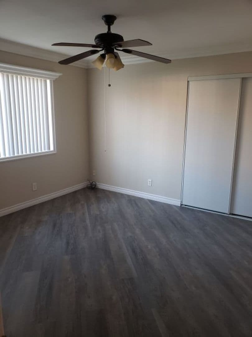 North Hollywood Apartment: 11722 Saticoy St.